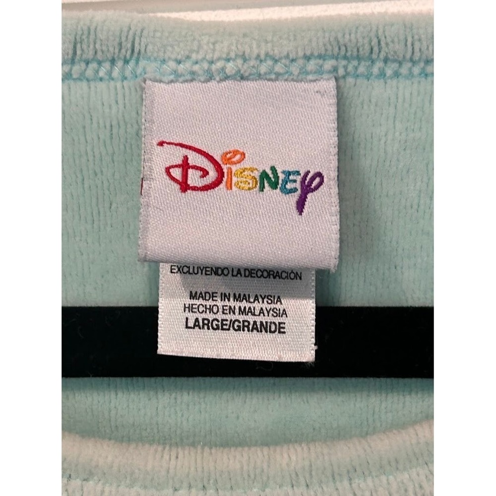Disney Fleece shirt with pockets Women's Large Pooh Snowflakes - Picture 2 of 3